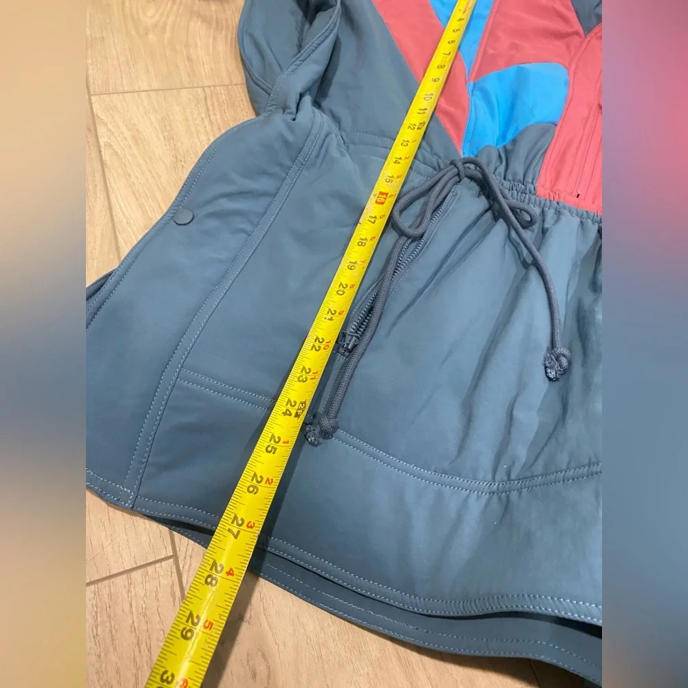 Daily‎ Practice by Anthropologie Puffer Poncho Colorful Women's Jacket size XS/S - Picture 14 of 15